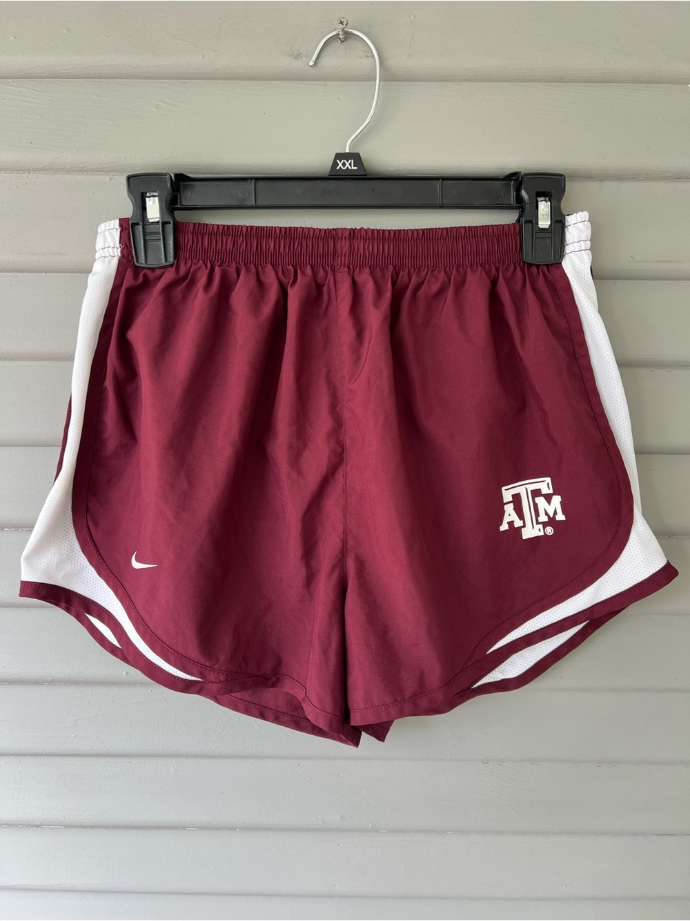 Nike Women’s Texas A&M Athletic Shorts - Picture 2 of 7